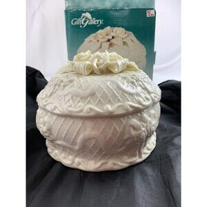 VTG Gift gallery Jade Porcelain Round Bowl W/ Lid Roses Kmart Collectible Decor